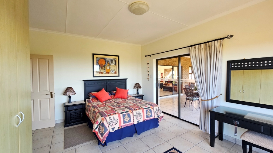 3 Bedroom Property for Sale in Stilbaai Wes Western Cape